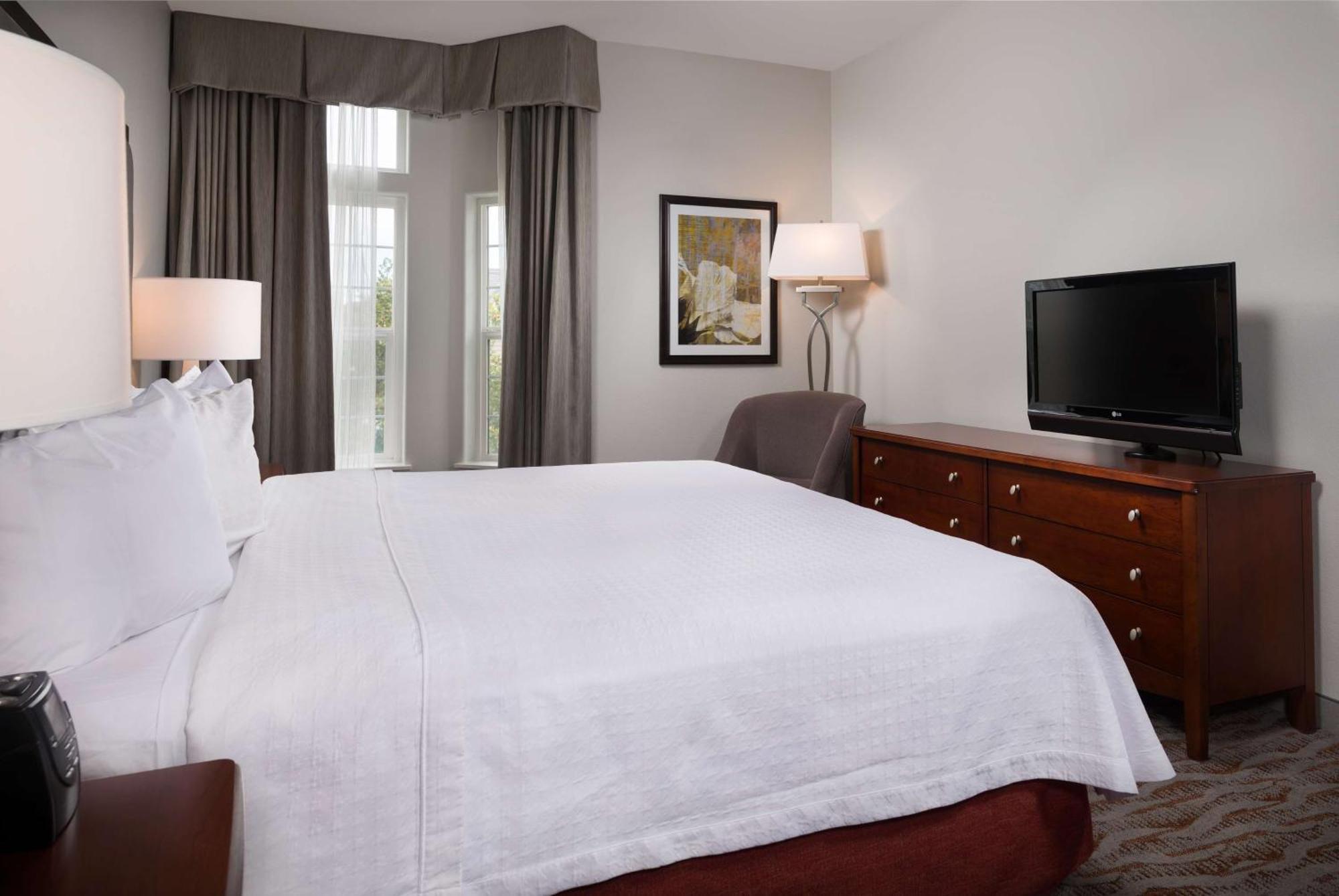 Hotel Homewood By Hilton / Portland Vancouver