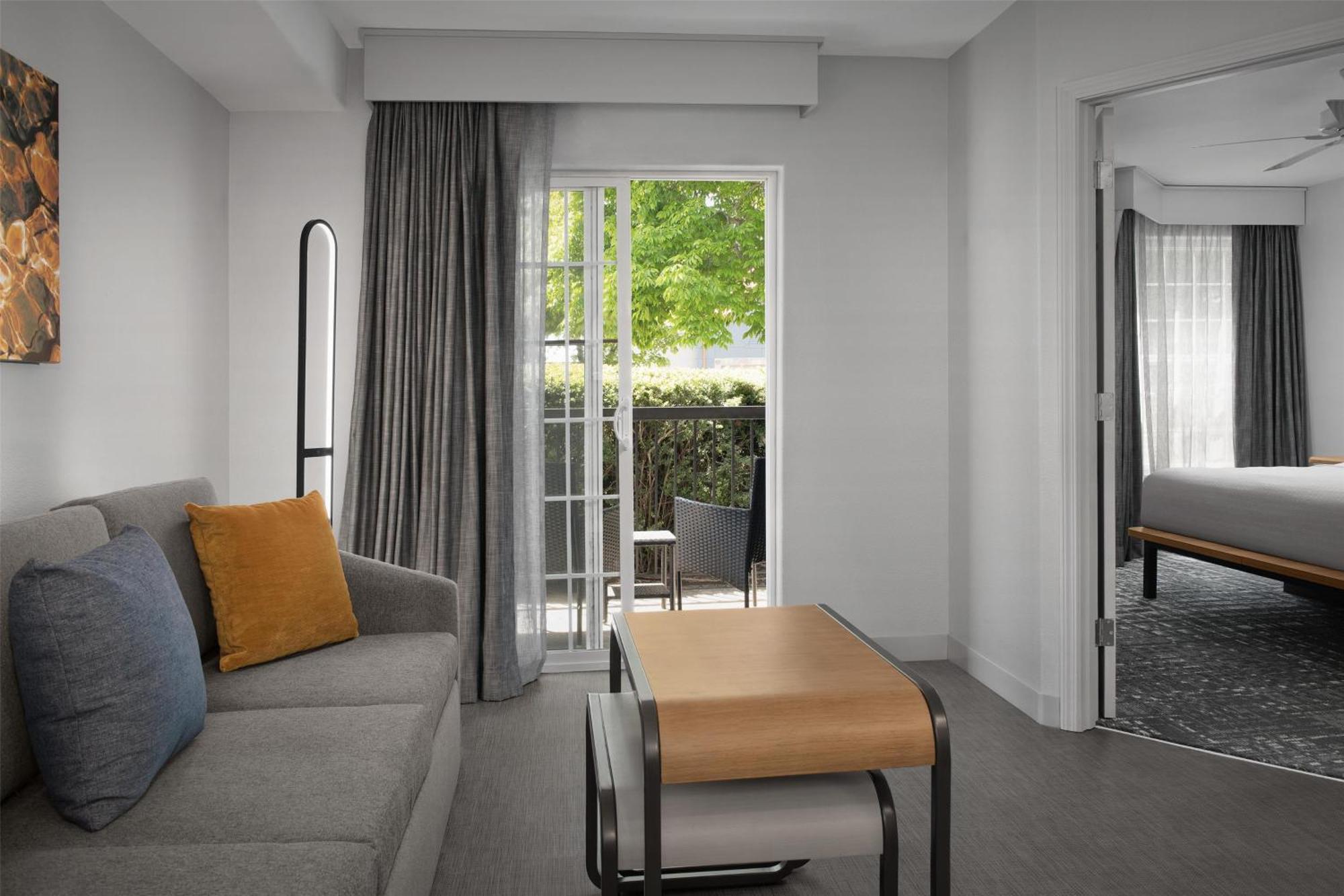 Homewood By Hilton / Portland Hotel Vancouver