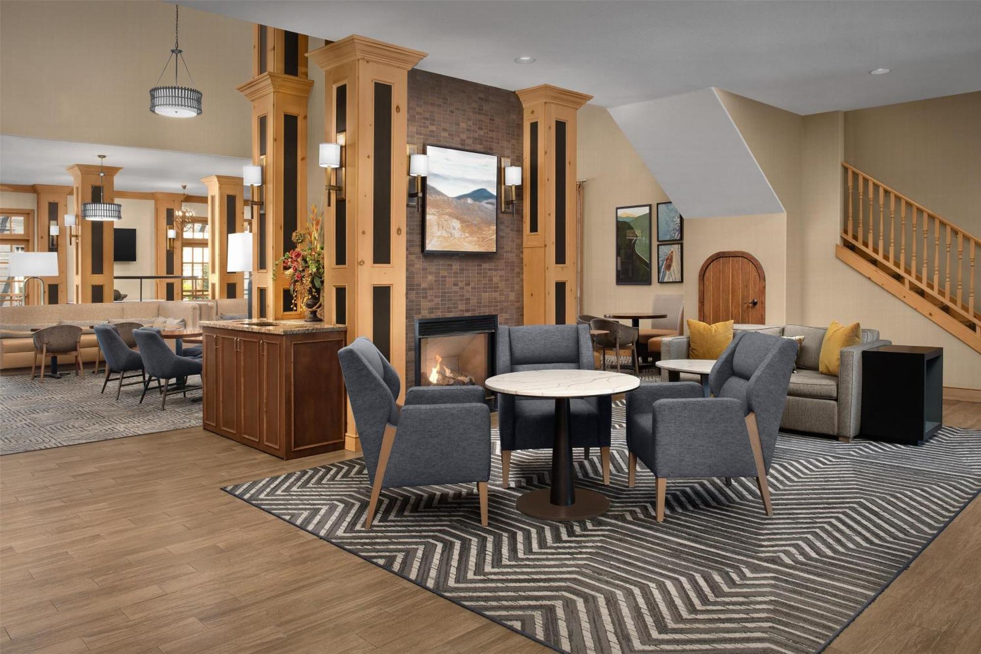 Homewood By Hilton / Portland Vancouver